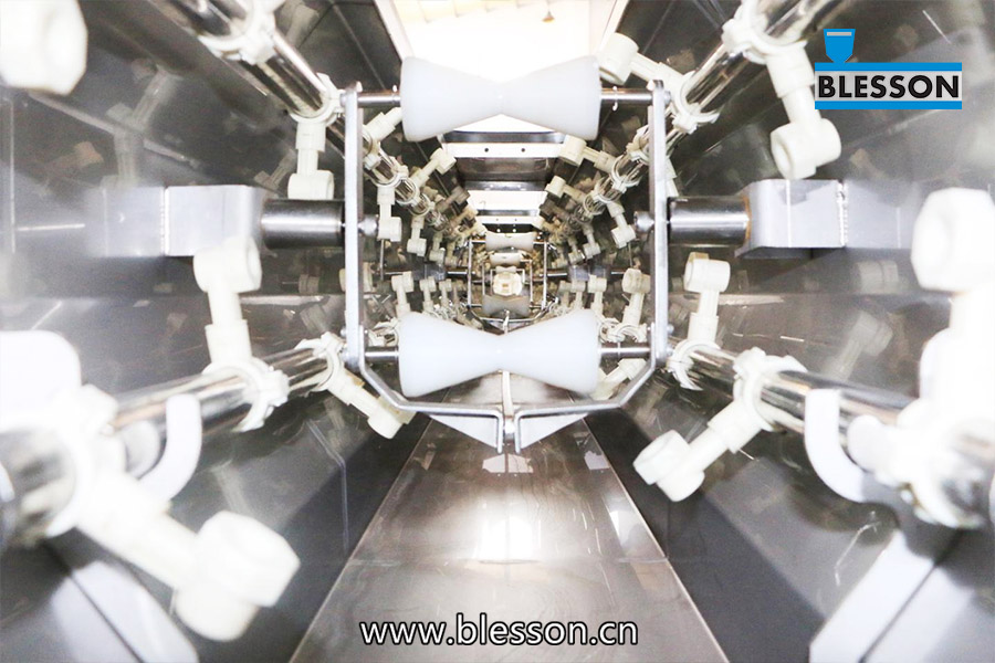 Výrobní linka PE potrubí Vnitřní prostor sprejové nádrže ze strojů Bleeson