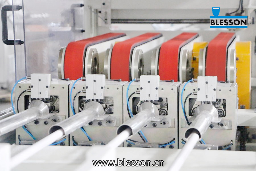 PVC firerørs produksjonslinje sponfri skjæring fra Blesson-maskineri