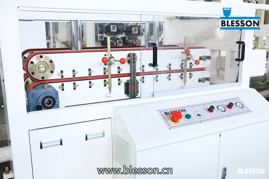 PVC Twin Pipe Line Produksi Double-sabuk Haul-off Unit Miturut Blesson Precision Machinery