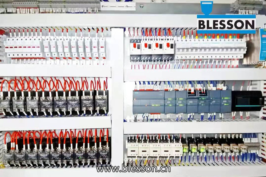PVC Twin Pipe Production Line Էլեկտրական պահարան Blesson Precision Machinery-ի կողմից