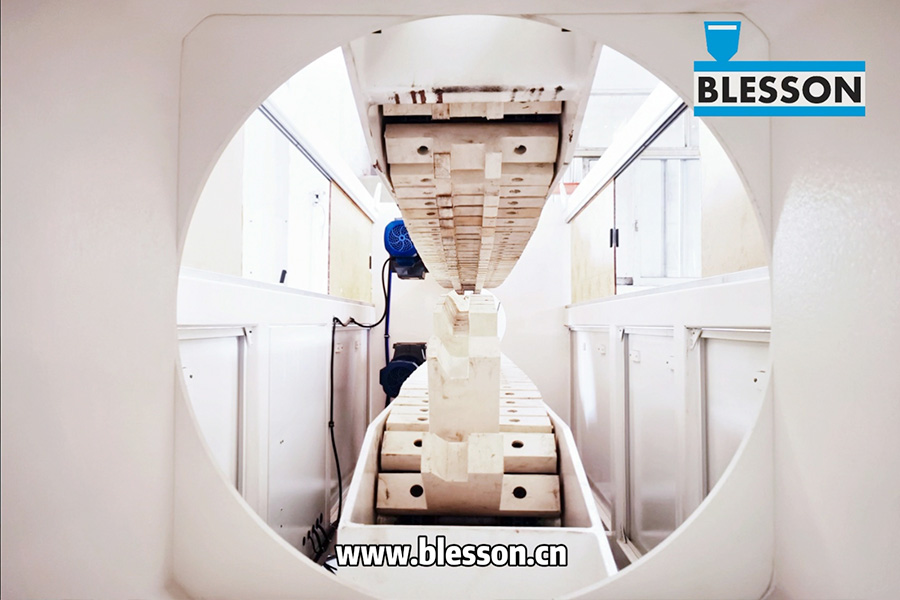 واحد حمل کاترپیلار خط تولید پروفیل PVC از ماشین آلات دقیق Blesson