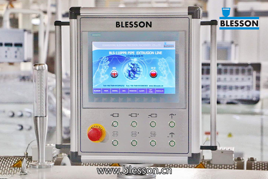Jednošnekový extrudér Řídicí systém PLC Siemens od společnosti Blesson