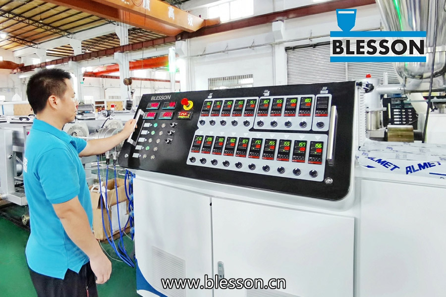 Conical Twin Screw Extruder By Blesson Precision Machinery