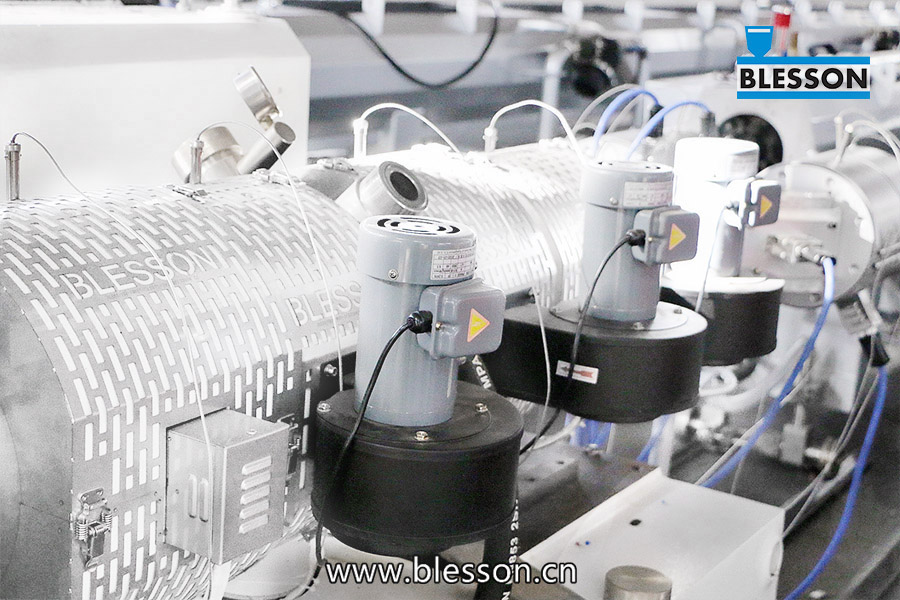 Conical Twin Screw Extruder Heating and cooling from Blesson machinery