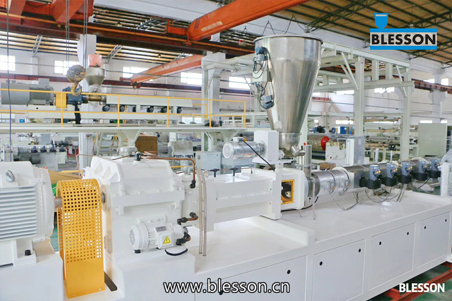 Parallel Twin Screw Extruder Heating and cooling system from Blesson machinery