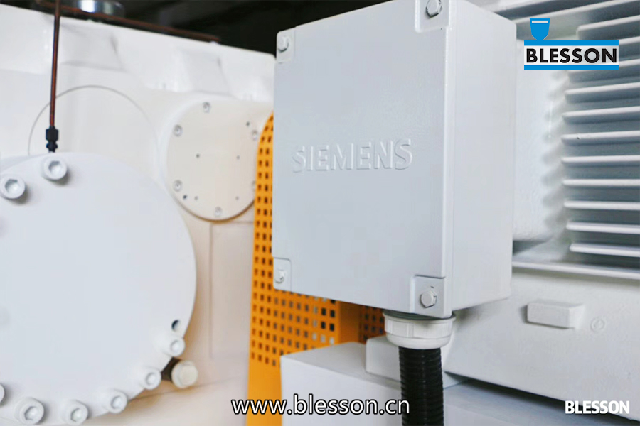 Parallel Twin Screw Extruder Siemens motor from Blesson machinery
